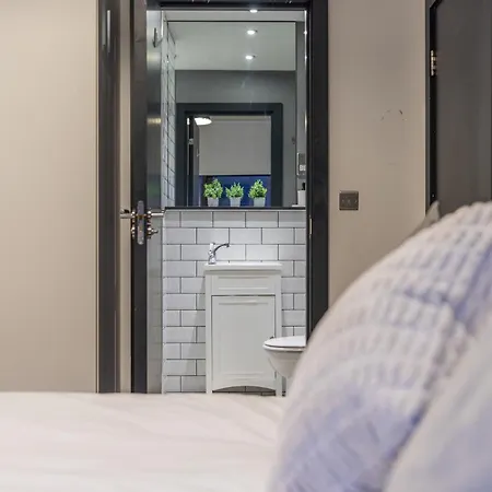 Cosy 1bd Flat 10 Mins To Station! Apartment Leeds (West Yorkshire)
