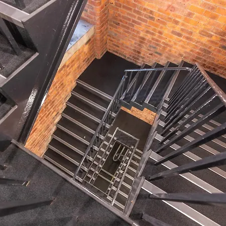 Cosy 1bd Flat 10 Mins To Station! *